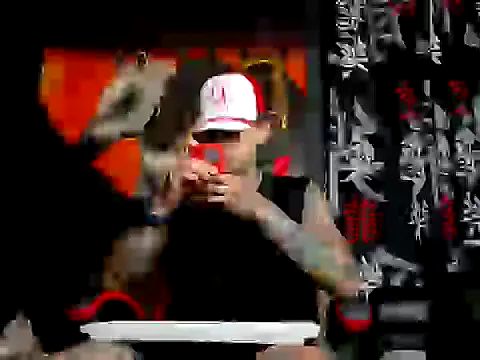 Molotov Explosive online show from 15, 10, 2025