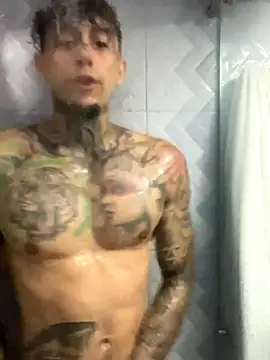 Molotov Explosive online show from 2, 11, 2025