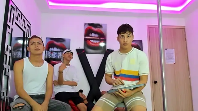 EMPIRE BOYS1 online show from 20, 10, 2025