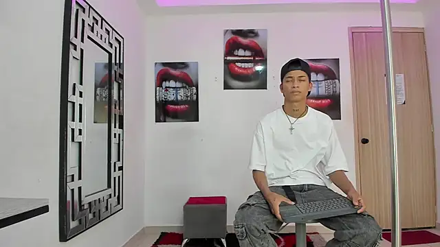 EMPIRE BOYS1 online show from 30, 11, 2025