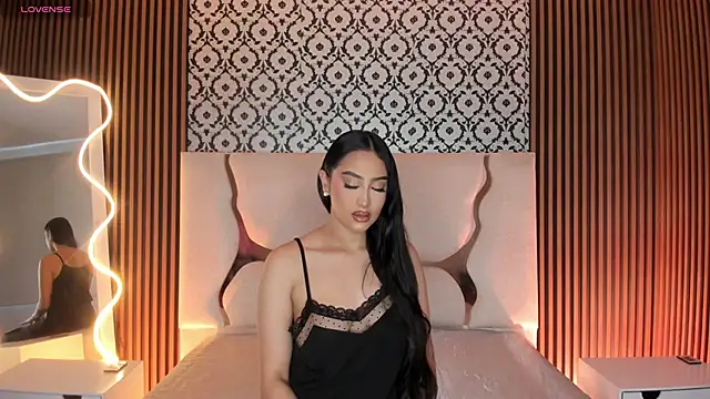 BEELLA TAY1 online show from 15, 12, 2025