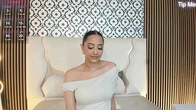 Snapshot of BEELLA_TAY1 chatting on 23, 10, 2025 BEELLA TAY1 online show from 23, 10, 2025