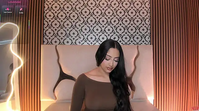 BEELLA TAY1 online show from 4, 3, 2026