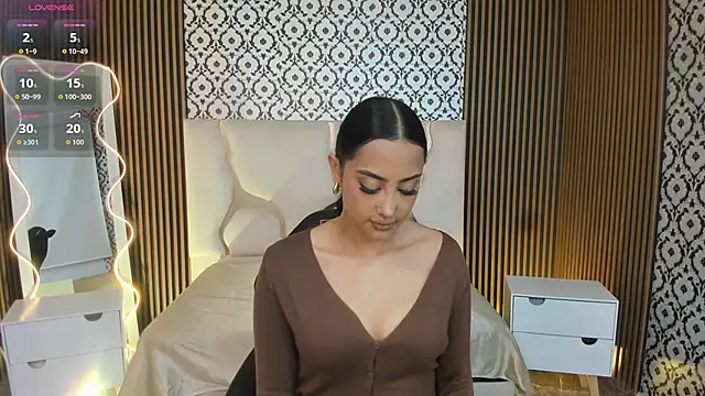 Snapshot of BEELLA_TAY1 chatting on 24, 10, 2025 BEELLA TAY1 online show from 24, 10, 2025