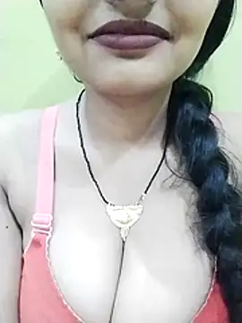 kiara-simmi online show from 6, 11, 2025