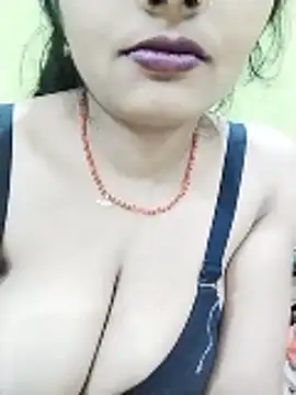 kiara-simmi online show from 17, 12, 2025