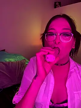 MiniMonroe online show from 15, 10, 2025