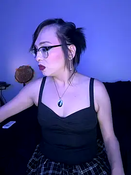 MiniMonroe online show from 10, 11, 2025