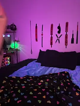 MiniMonroe online show from 27, 11, 2025