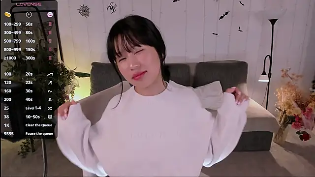 Erika Kim online show from 24, 10, 2025