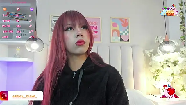 Snapshot of Isabella__gonzalez_ chatting on 19, 12, 2025 Isabella gonzalez online show from 19, 12, 2025