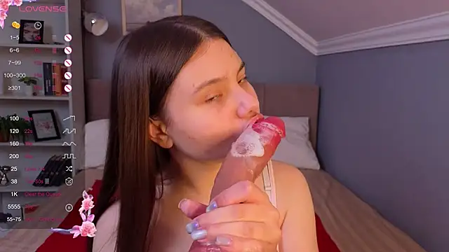 Nancy Wall online show from 21, 11, 2025