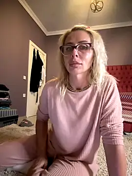 ElenabonyX online show from 13, 11, 2025