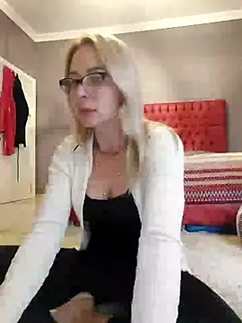 ElenabonyX online show from 18, 2, 2026