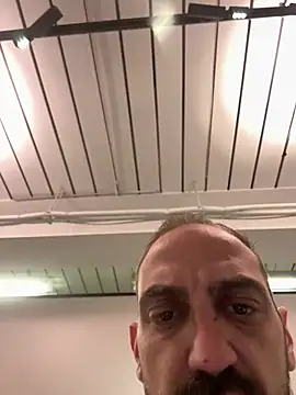 Snapshot of AlexGogo23 chatting on 14, 4, 2026 AlexGogo23 online show from 14, 4, 2026