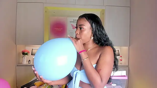 MaraBaker online show from 13, 1, 2026