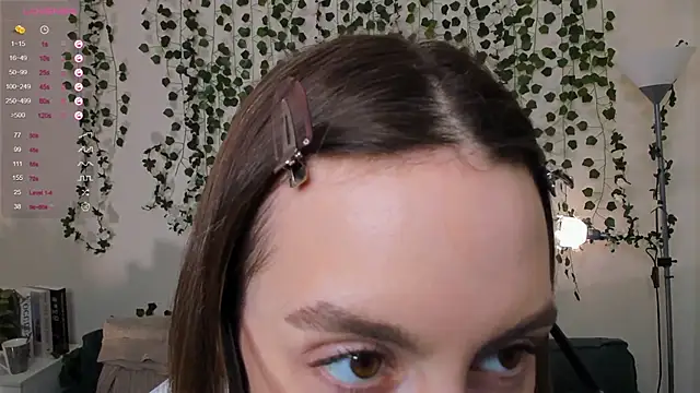 sweet and flirt online show from 8, 11, 2025