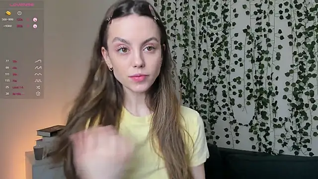 sweet and flirt online show from 22, 11, 2025