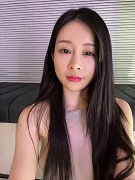 Snapshot of yiyi_3523 chatting on 19, 7, 2026 yiyi 3523 online show from 19, 7, 2026