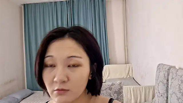 Lyndasilk online show from 16, 4, 2026