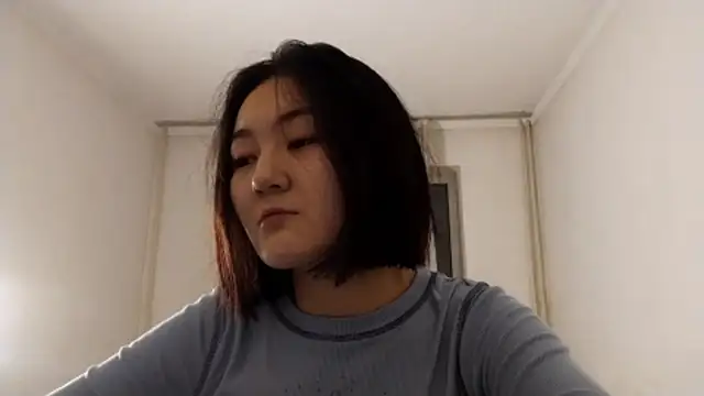 Lyndasilk online show from 3, 12, 2025