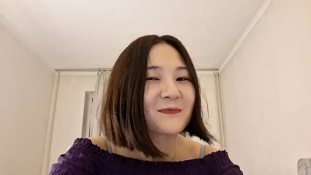 Lyndasilk online show from 23, 2, 2026