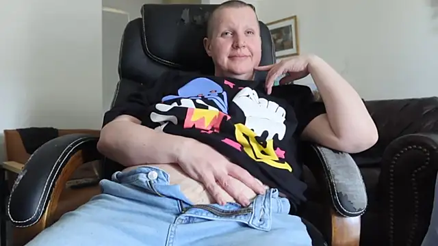 BellaBlueBBW online show from 15, 3, 2026