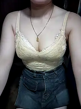 LeanaLy online show from 11, 11, 2025