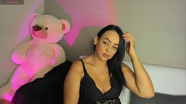 Snapshot of Karleth_jezz chatting on 6, 11, 2025 Karleth jezz online show from 6, 11, 2025