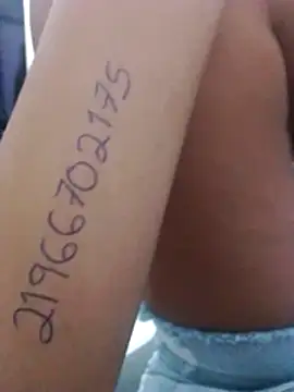 Camilanifeta online show from 13, 4, 2026