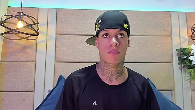 Snapshot of GaelCarter chatting on 13, 11, 2025 GaelCarter online show from 13, 11, 2025