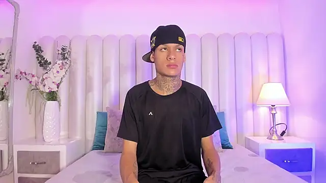 Snapshot of GaelCarter chatting on 30, 11, 2025 GaelCarter online show from 30, 11, 2025