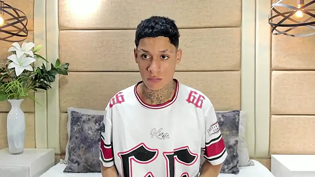 Snapshot of GaelCarter chatting on 15, 10, 2025 GaelCarter online show from 15, 10, 2025