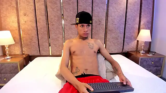 Snapshot of GaelCarter chatting on 7, 11, 2025 GaelCarter online show from 7, 11, 2025