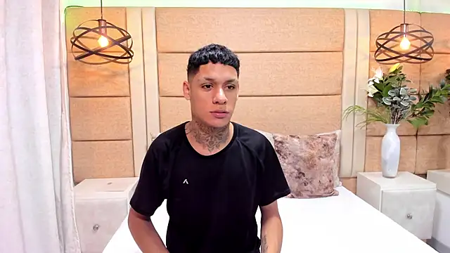 Snapshot of GaelCarter chatting on 25, 11, 2025 GaelCarter online show from 25, 11, 2025