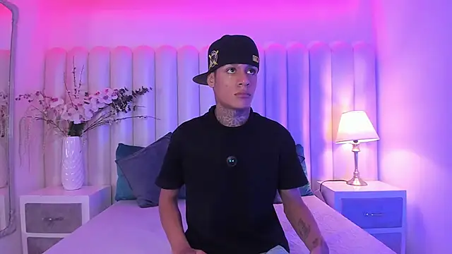 Snapshot of GaelCarter chatting on 28, 10, 2025 GaelCarter online show from 28, 10, 2025