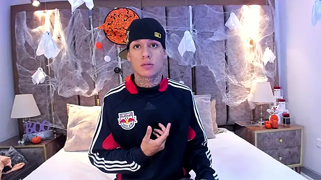 Snapshot of GaelCarter chatting on 2, 11, 2025 GaelCarter online show from 2, 11, 2025