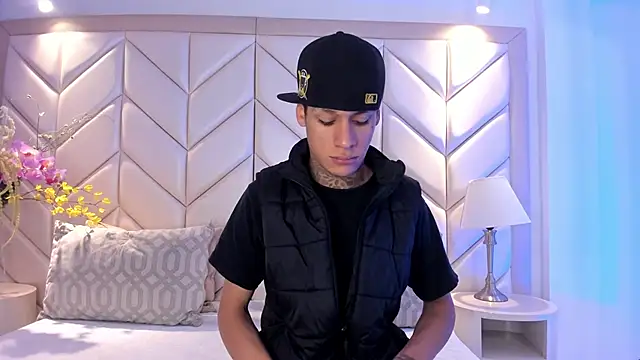 Snapshot of GaelCarter chatting on 15, 11, 2025 GaelCarter online show from 15, 11, 2025