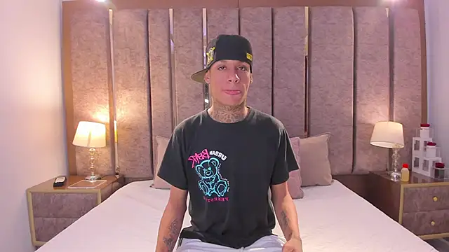 Snapshot of GaelCarter chatting on 14, 10, 2025 GaelCarter online show from 14, 10, 2025