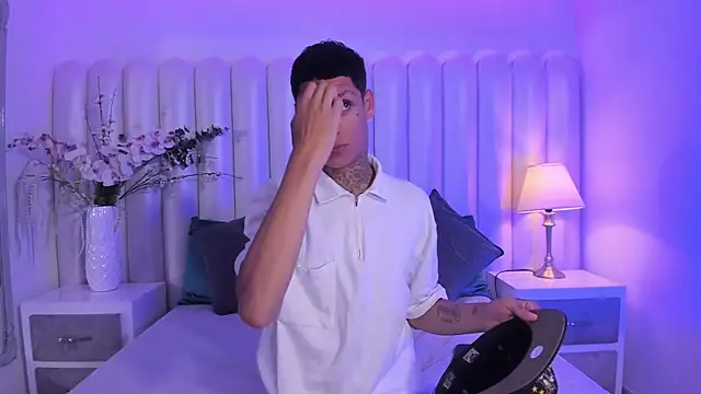 Snapshot of GaelCarter chatting on 26, 10, 2025 GaelCarter online show from 26, 10, 2025