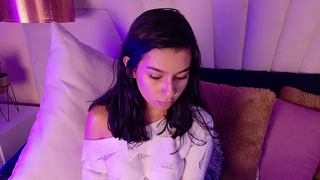 AlyssaRay online show from 27, 11, 2025