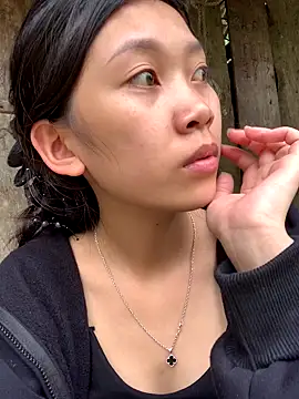 linh-lan1 online show from 31, 10, 2025