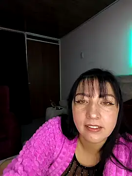 kitten25-hott online show from 17, 10, 2025