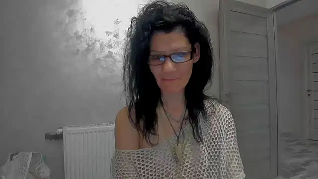 SweetSin40 online show from 14, 2, 2026