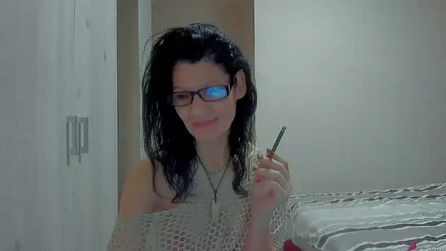 SweetSin40 online show from 17, 12, 2025