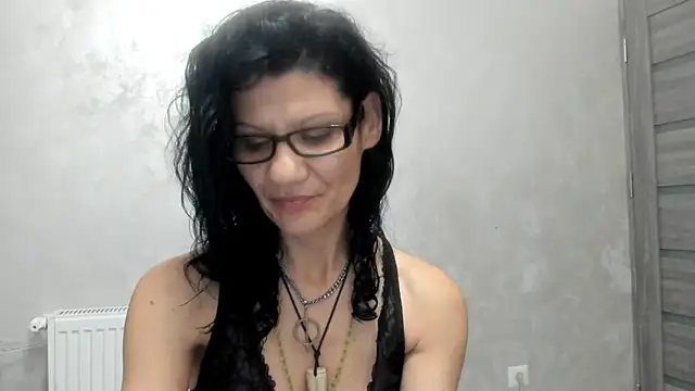 SweetSin40 online show from 3, 12, 2025