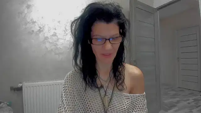 SweetSin40 online show from 5, 2, 2026