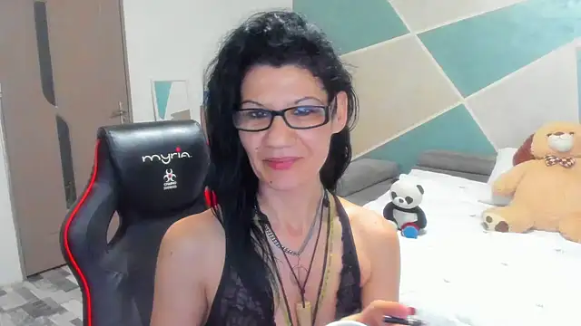 SweetSin40 online show from 5, 4, 2026