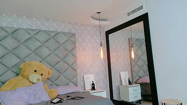 CARO ADAMS1 online show from 13, 1, 2026