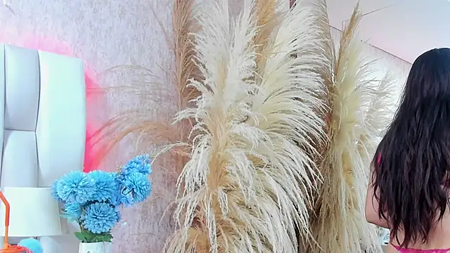 Ari lynn  online show from 22, 12, 2025